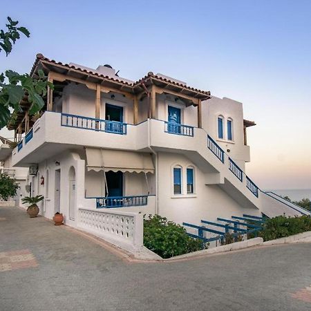 Creta Sky Apartman Ahliá Kültér fotó