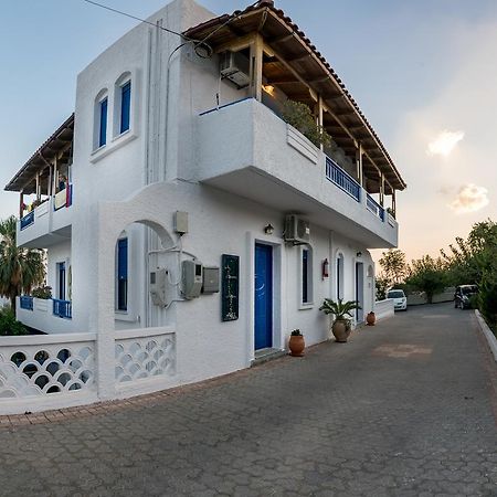 Creta Sky Apartman Ahliá Kültér fotó