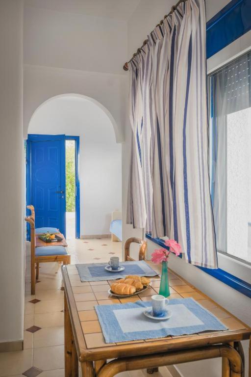 Creta Sky Apartman Ahliá Kültér fotó